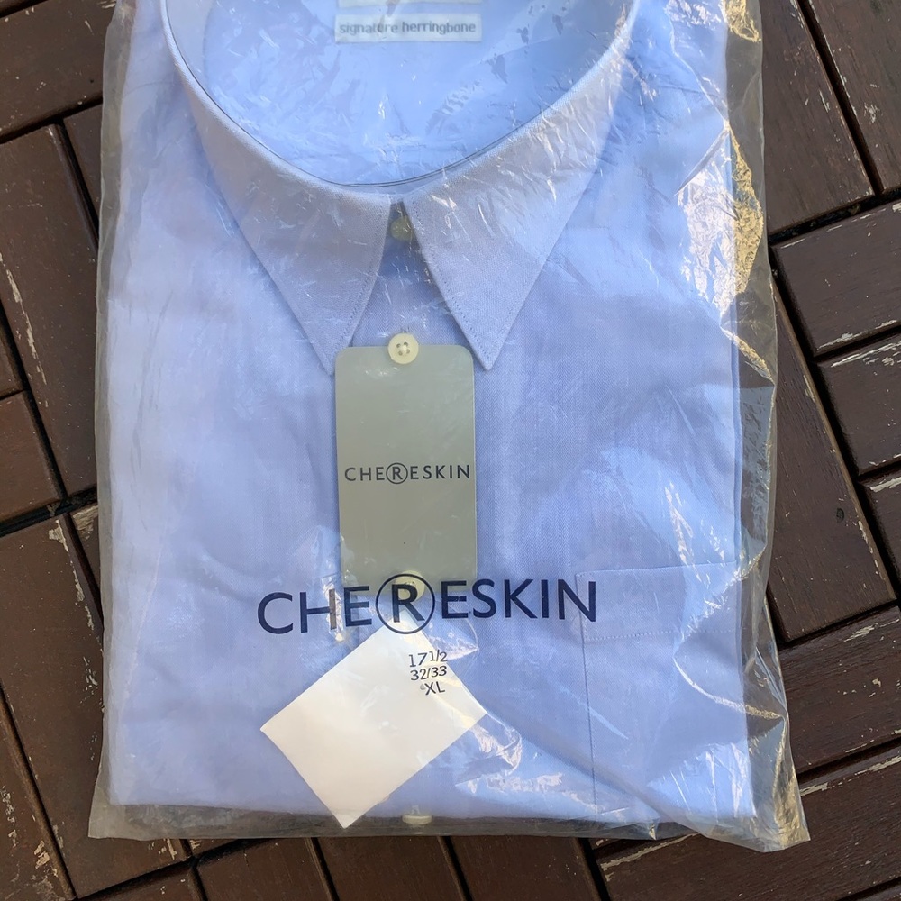 BRAND NEW!🥳🎉 CHERESKIN Button Down Collar Shirt